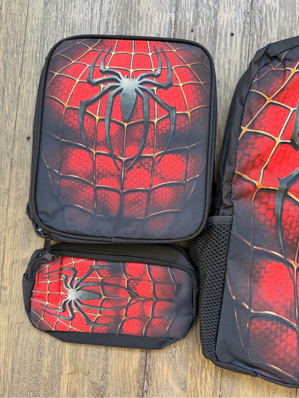 Spider-Man 3pc kids Backpack set
New - Picture 3 of 4